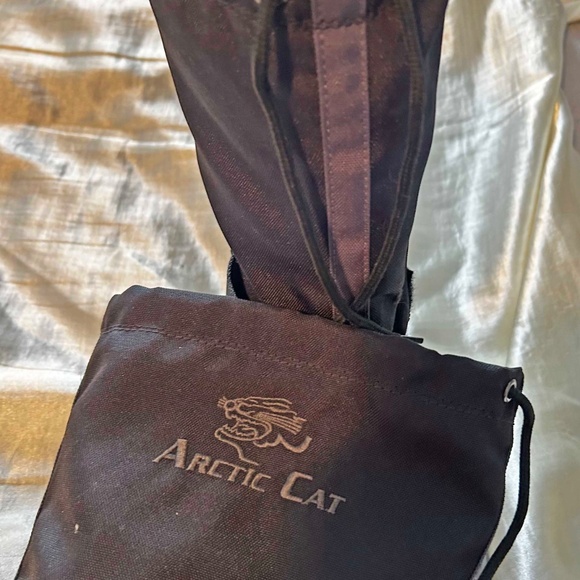 BOOTS, SNOWMOBILE, MID-CALF, ARCTIC CAT, SZ 9 MADE IN CANADA, WITH INSULATING - Picture 7 of 10